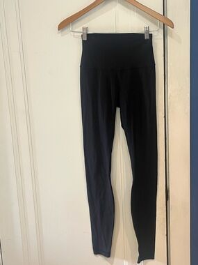 lululemon athletica High-Rise Black  leggings Size 2